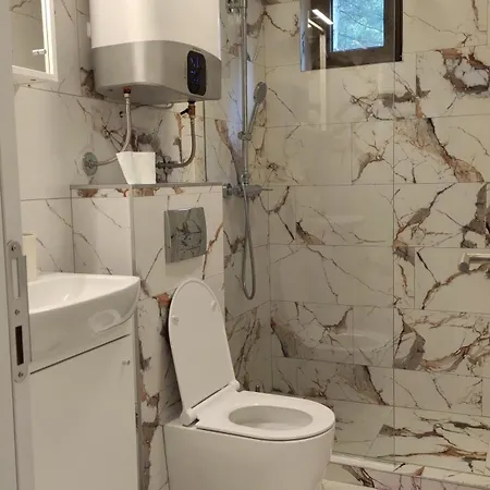 Limun Apartment Divcibare